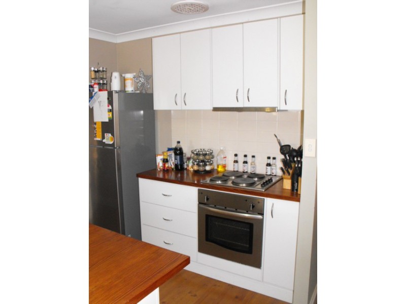 13 Georgefield Drive, Parkes NSW 2870