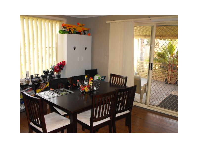 13 Georgefield Drive, Parkes NSW 2870