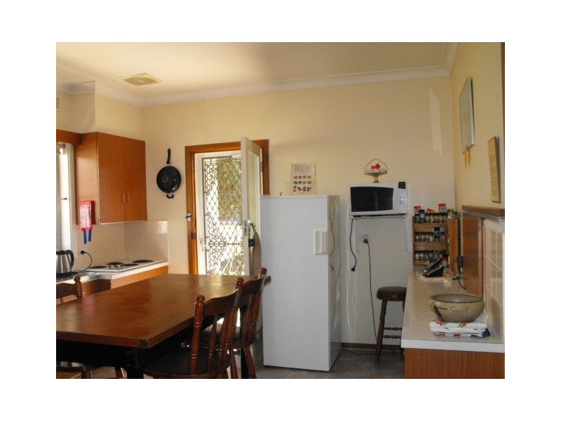 4 Lorger Street, Parkes NSW 2870