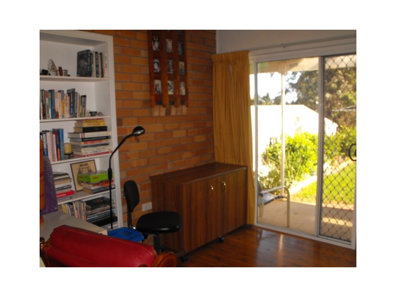 4 Lorger Street, Parkes NSW 2870