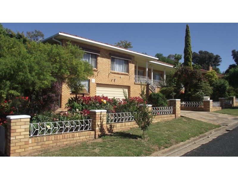 4 Lorger Street, Parkes NSW 2870