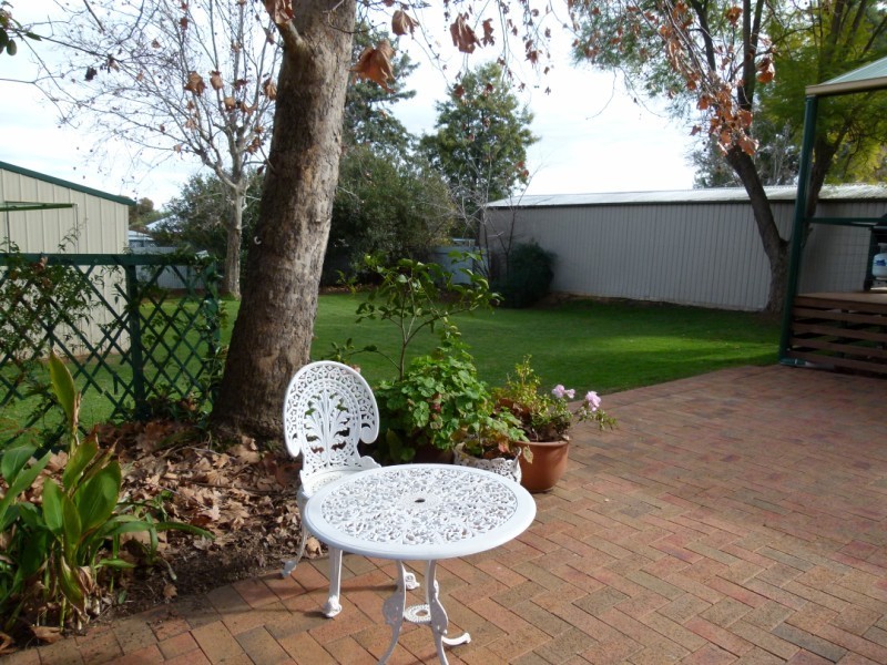 43 Church Street, Forbes NSW 2871