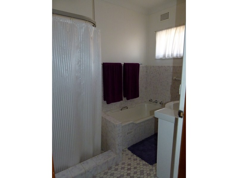 169 Farnell Street, Forbes NSW 2871