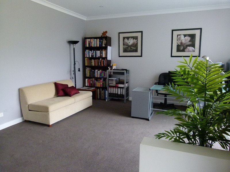 2 John Girdham Place, Forbes NSW 2871