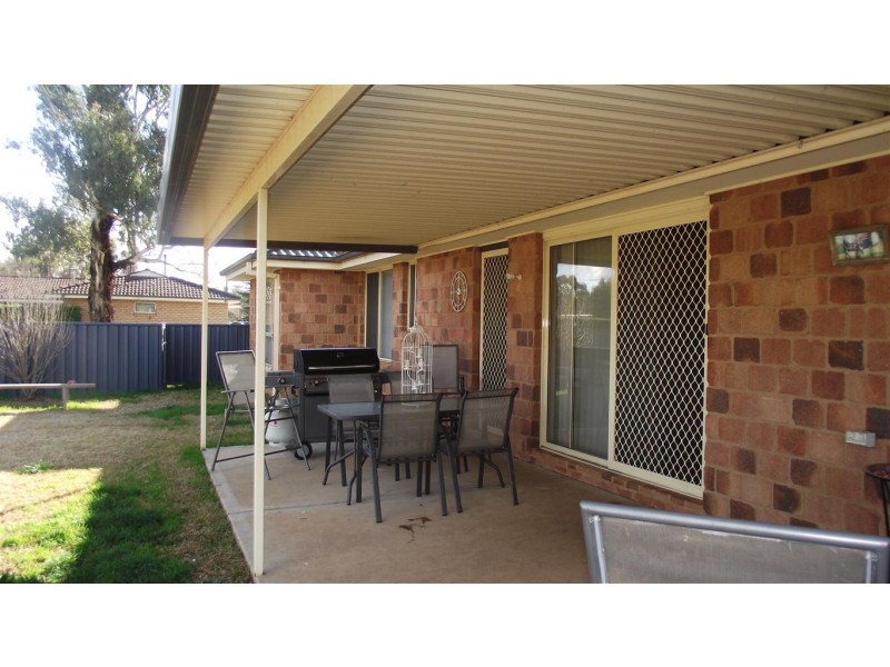 7 Kelly Road, Parkes NSW 2870