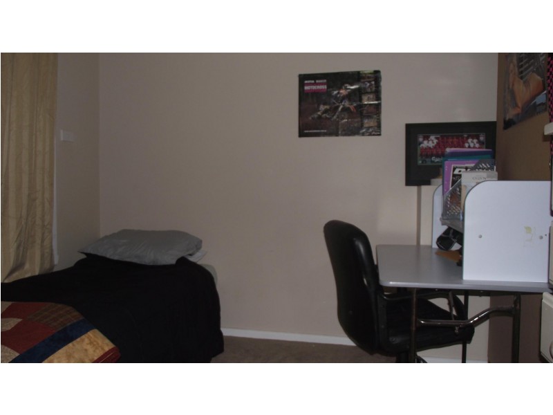 4 Best Street, Parkes NSW 2870