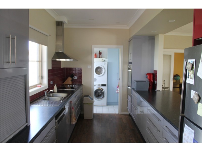 7 High Street, Condobolin NSW 2877