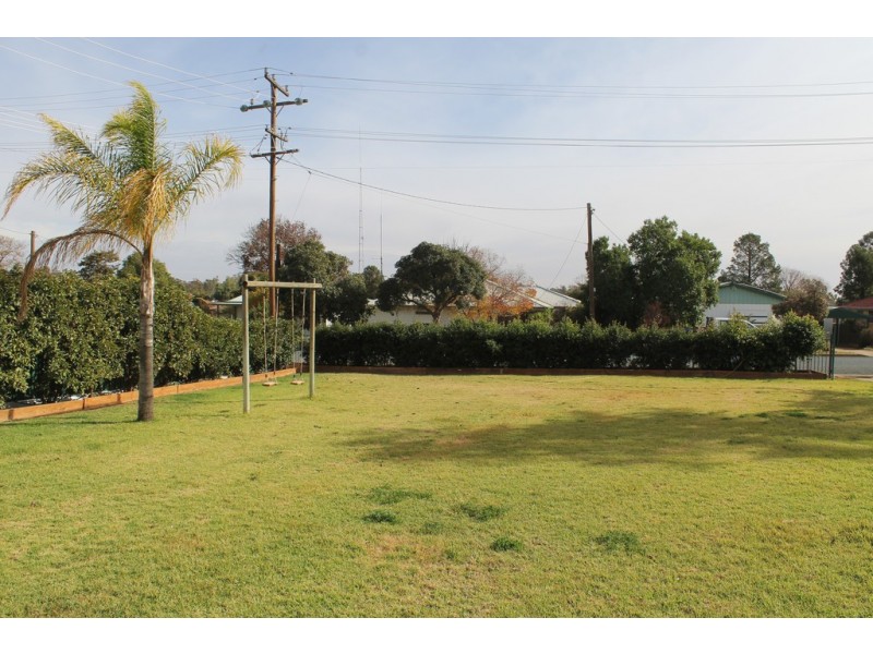 7 High Street, Condobolin NSW 2877