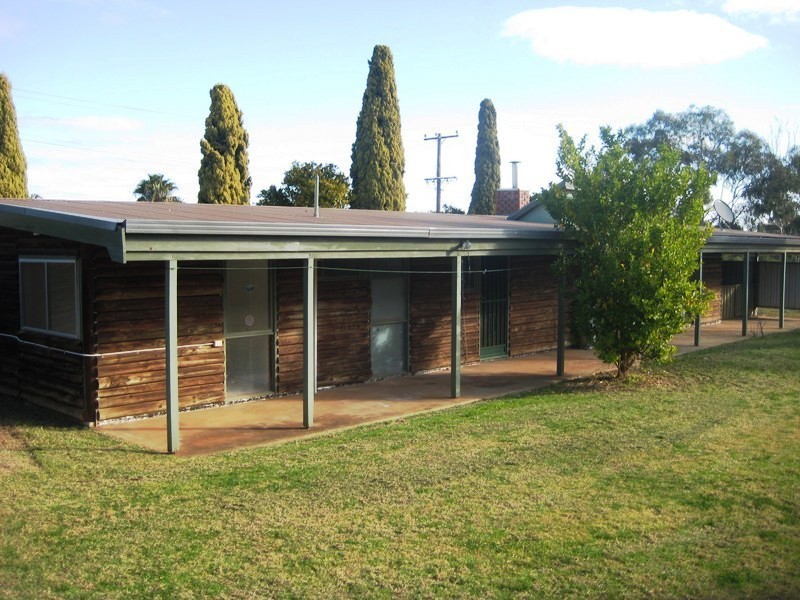 211 Bathurst Street, Condobolin NSW 2877