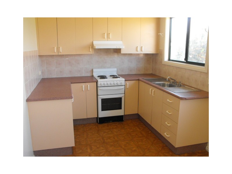 3 Junction Street, Parkes NSW 2870