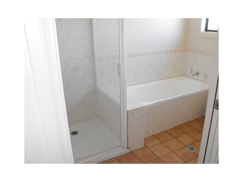 3 Junction Street, Parkes NSW 2870