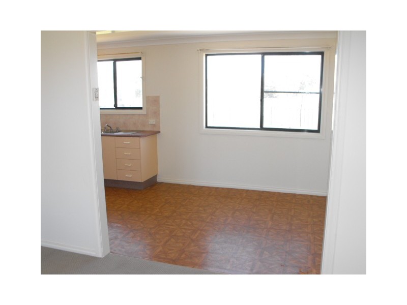 3 Junction Street, Parkes NSW 2870