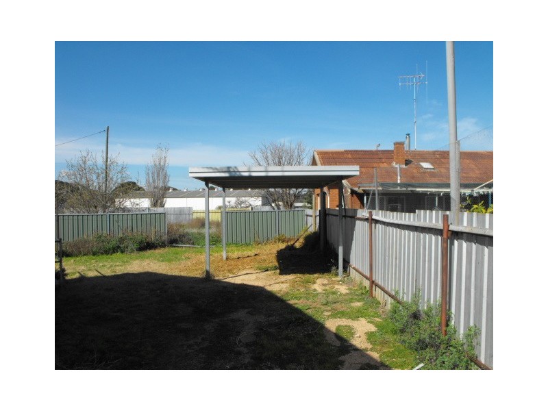 3 Junction Street, Parkes NSW 2870