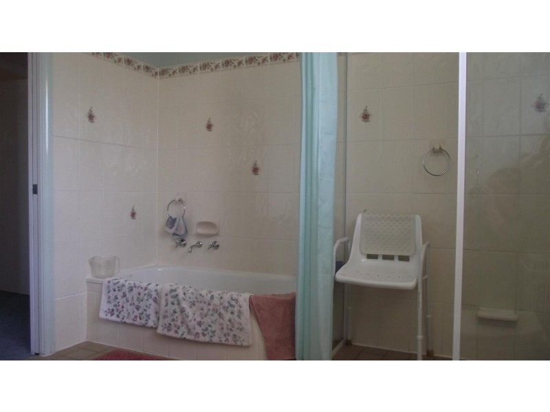 18 Mitchell Street, Parkes NSW 2870