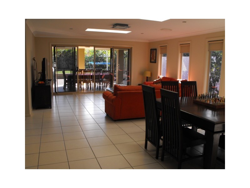 8 Victoria Street, Parkes NSW 2870