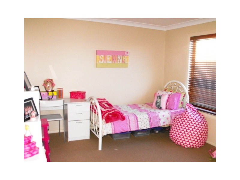 8 Victoria Street, Parkes NSW 2870