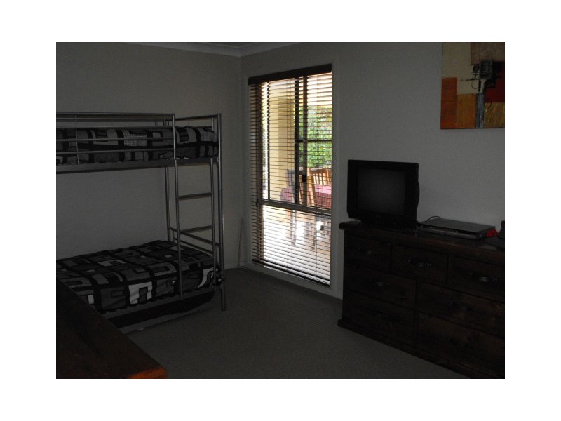 8 Victoria Street, Parkes NSW 2870