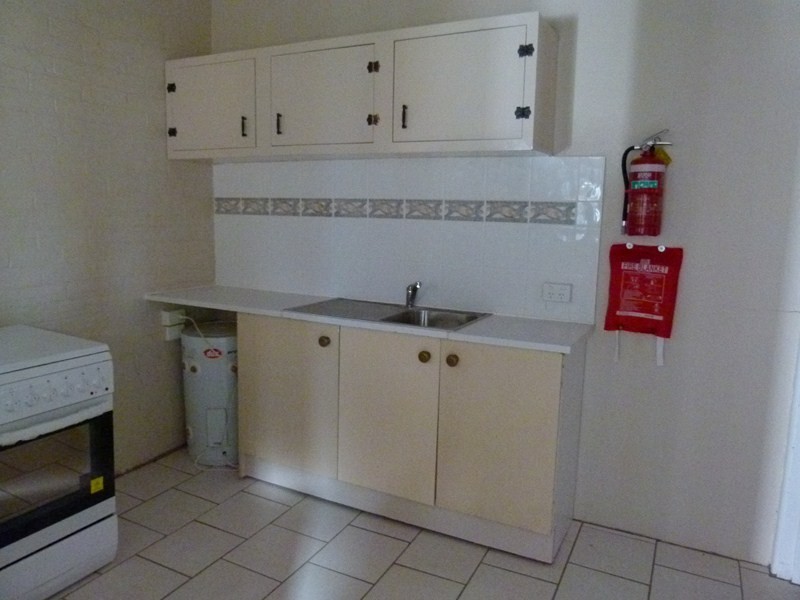 14 Battye Street, Forbes NSW 2871