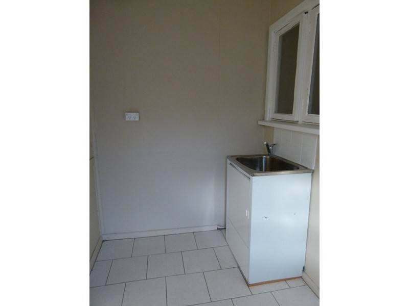 14 Battye Street, Forbes NSW 2871