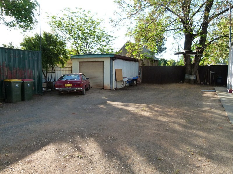 14 Battye Street, Forbes NSW 2871