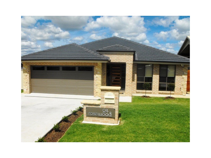 24 Rosewood Avenue, Parkes NSW 2870