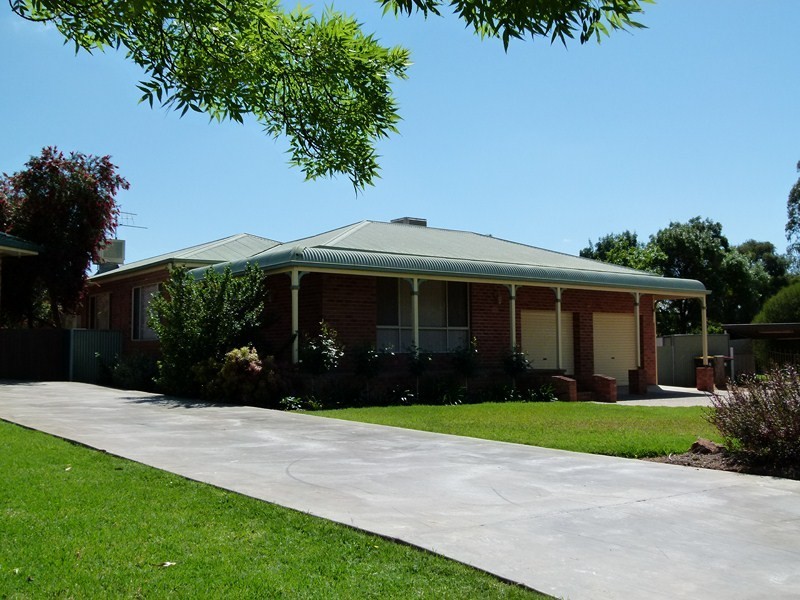 20 Chelsea Cres., Forbes NSW 2871