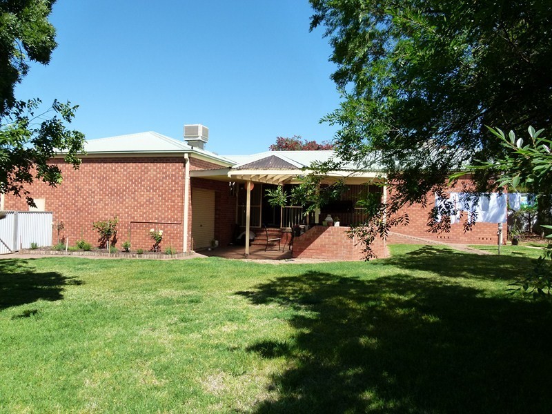 20 Chelsea Cres., Forbes NSW 2871