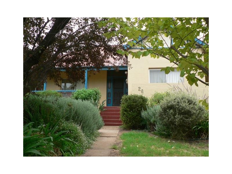26 GAP STREET, Parkes NSW 2870