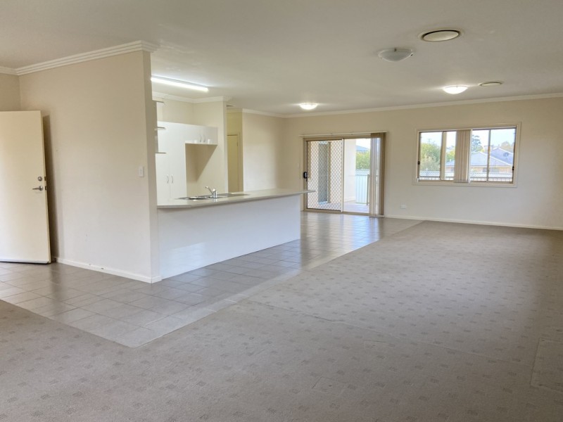 44 Best Street, Parkes NSW 2870