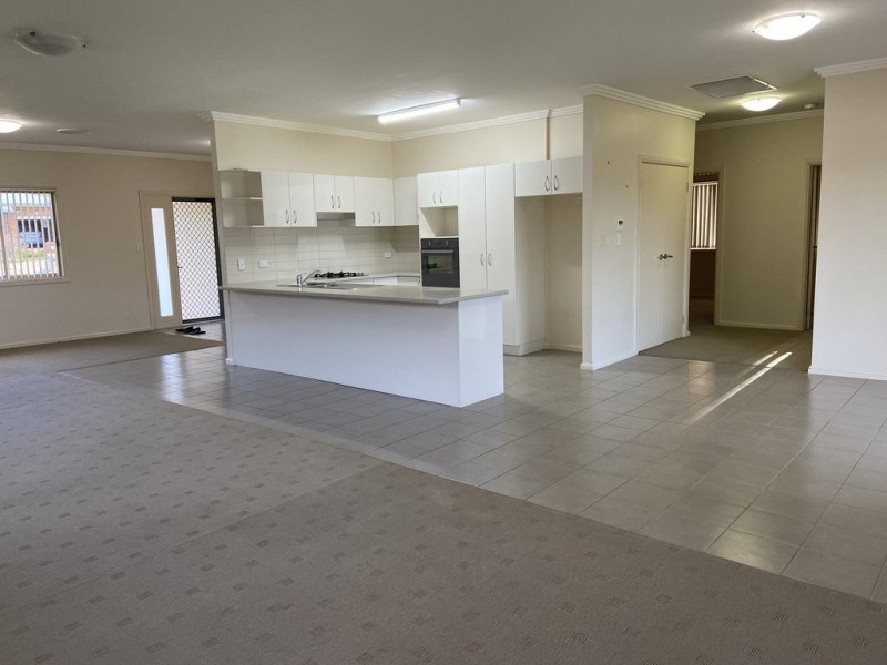 44 Best Street, Parkes NSW 2870