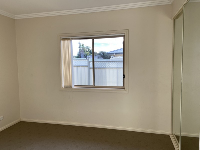 44 Best Street, Parkes NSW 2870