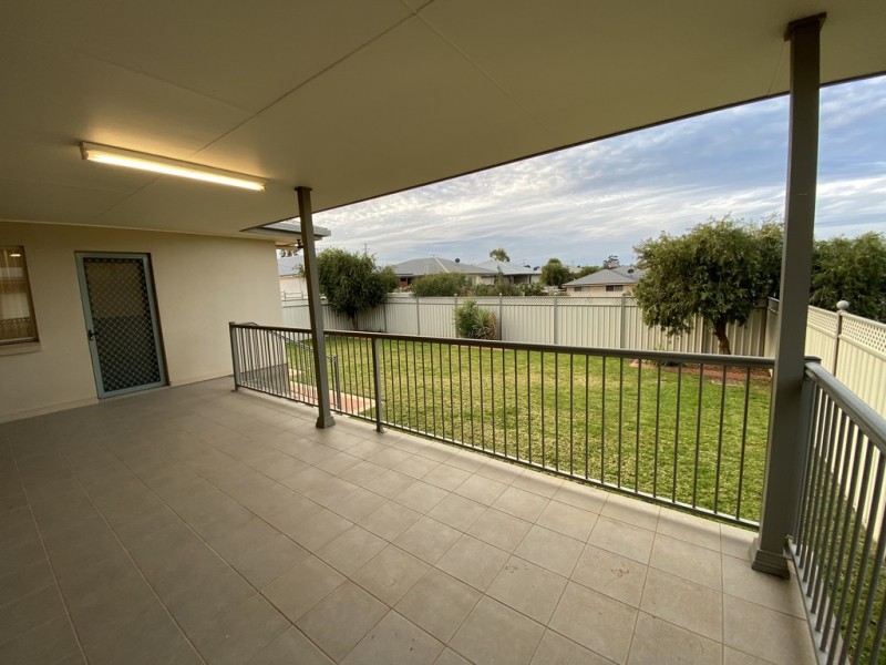 44 Best Street, Parkes NSW 2870