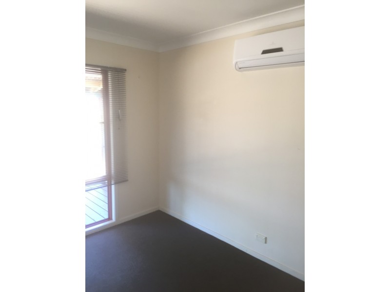 123 Railway Parade, Peak Hill NSW 2869