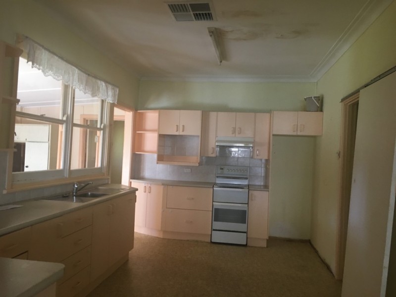 30 Want Street, Parkes NSW 2870