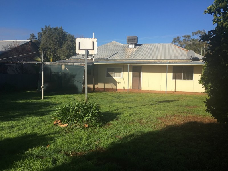 30 Want Street, Parkes NSW 2870