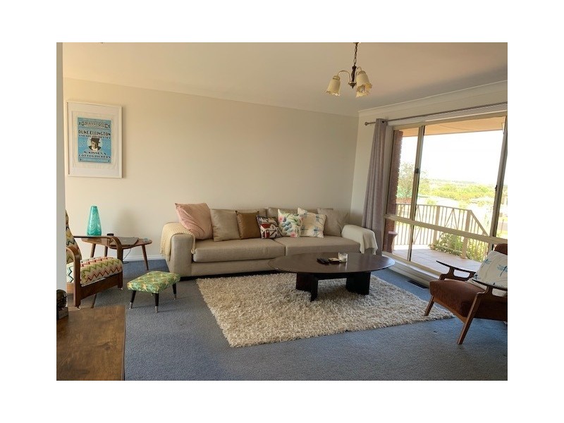 10 Highland Avenue, Parkes NSW 2870