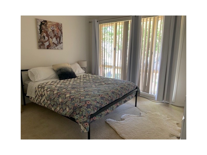 10 Highland Avenue, Parkes NSW 2870