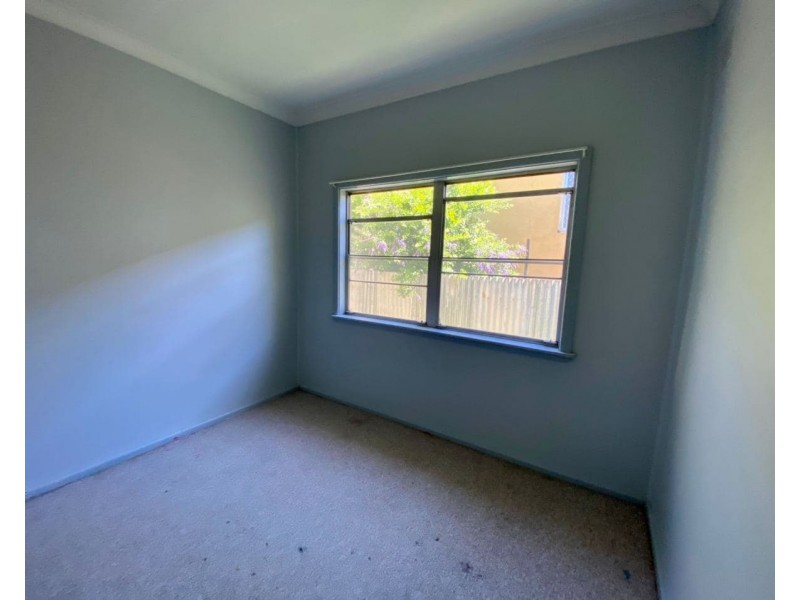 17 Albert Street, Parkes NSW 2870