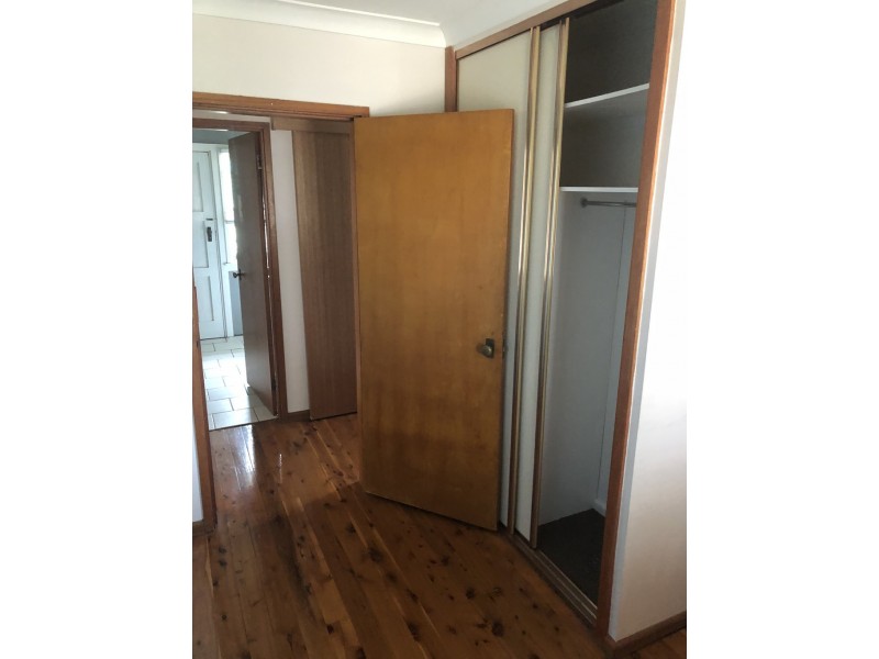 6 Wilga Street, Parkes NSW 2870
