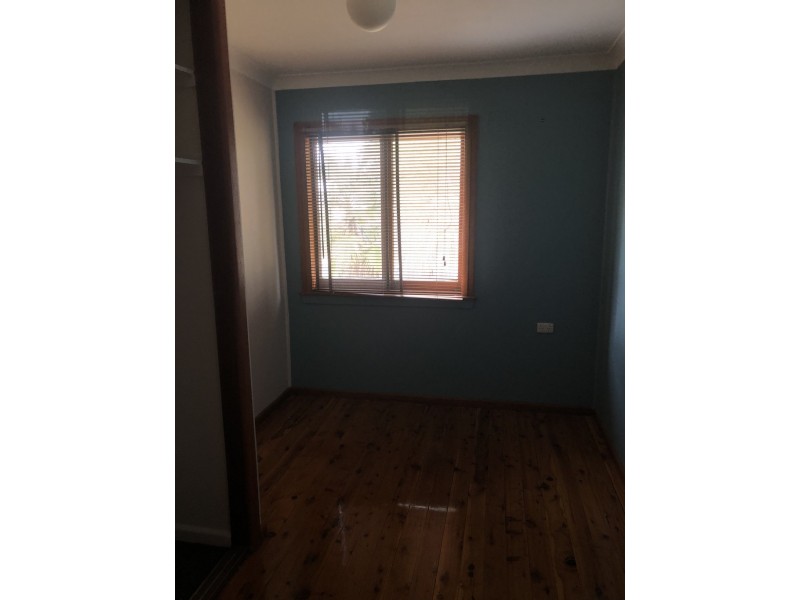 6 Wilga Street, Parkes NSW 2870