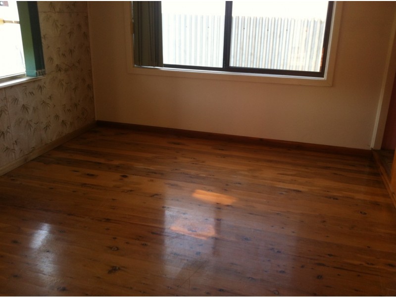 30 Thornbury Street, Parkes NSW 2870