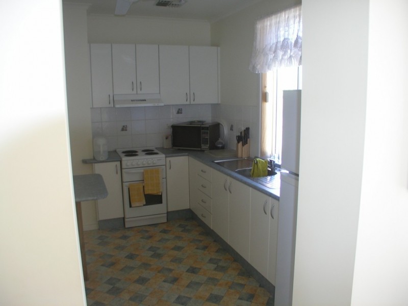 17 Elizabeth Street, Parkes NSW 2870