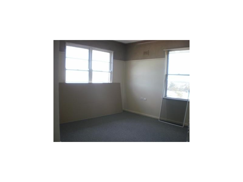 20 Alexandra Street, Parkes NSW 2870