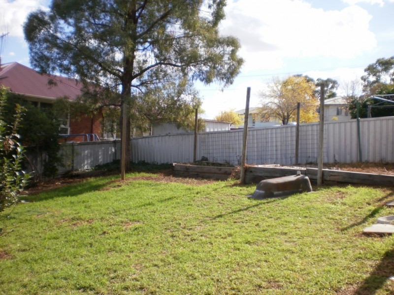 20 Alexandra Street, Parkes NSW 2870