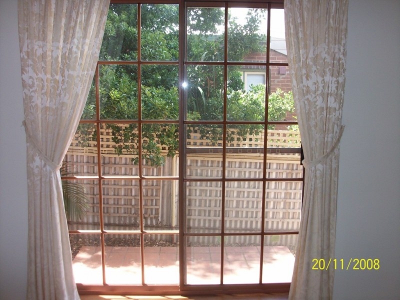 11 Thurlstone Street, Parkes NSW 2870