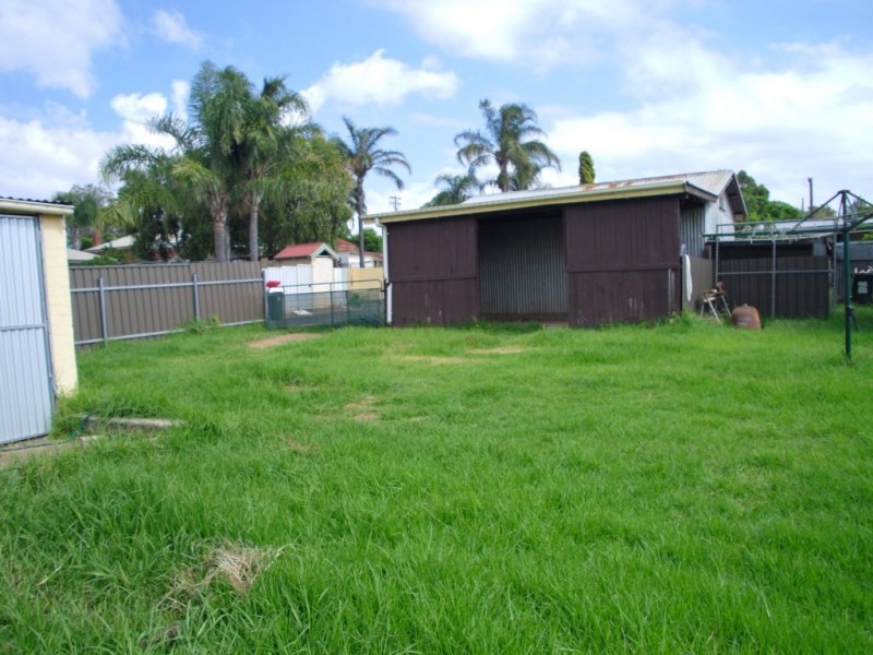 32 Elizabeth Street, Parkes NSW 2870