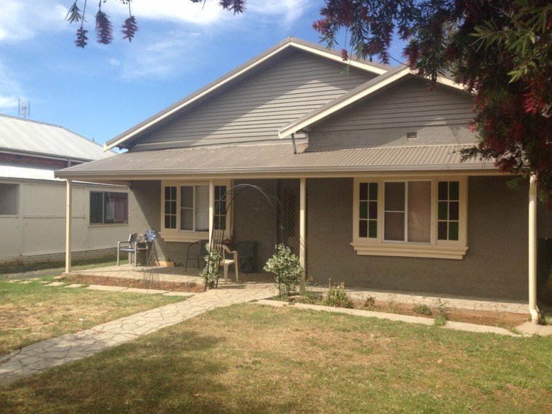 77 Dalton Street, Parkes NSW 2870