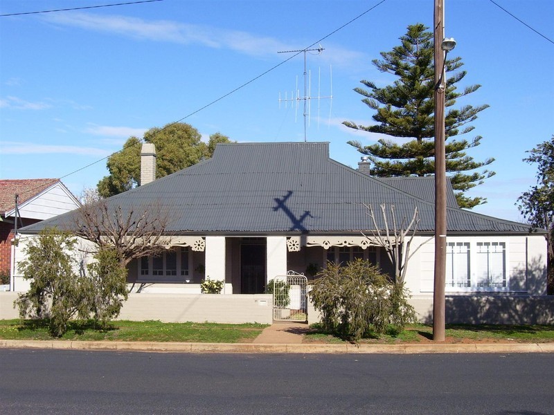 Parkes NSW 2870