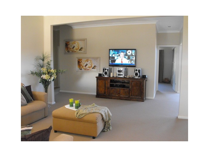 40 Webb Street, Parkes NSW 2870