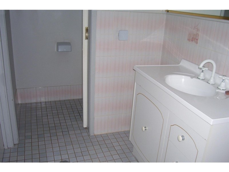 29 Lawson Street, Parkes NSW 2870